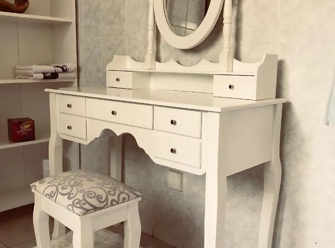 לינה וארוחת בוקר B. Ela